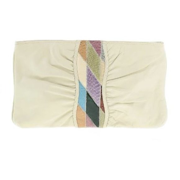 Palizzio Handbags - Vintage Palizzio Cream Snakeskin Detail Clutch